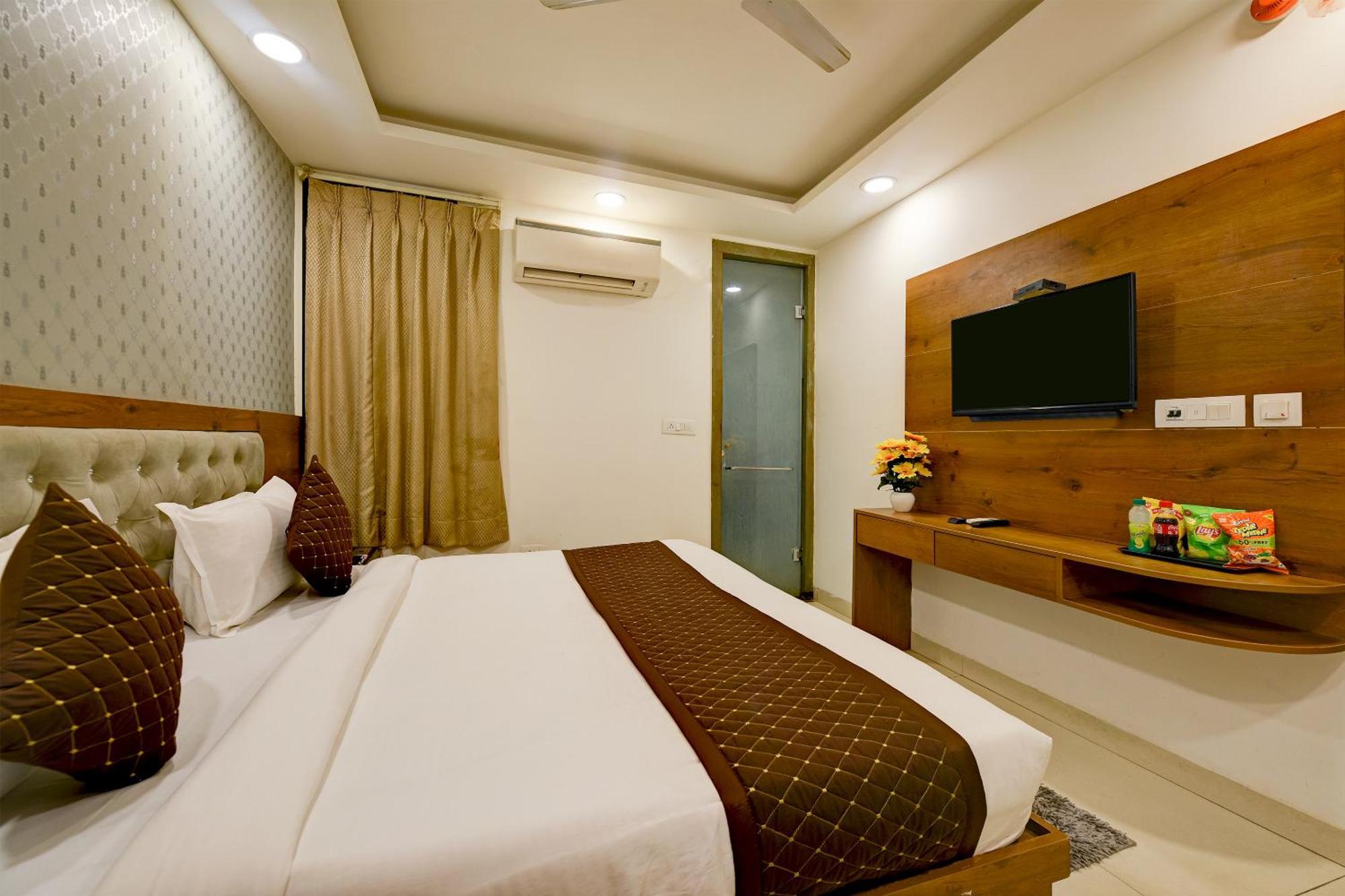 Hotel Grand Qubic Near Delhi Airport New Delhi Luaran gambar