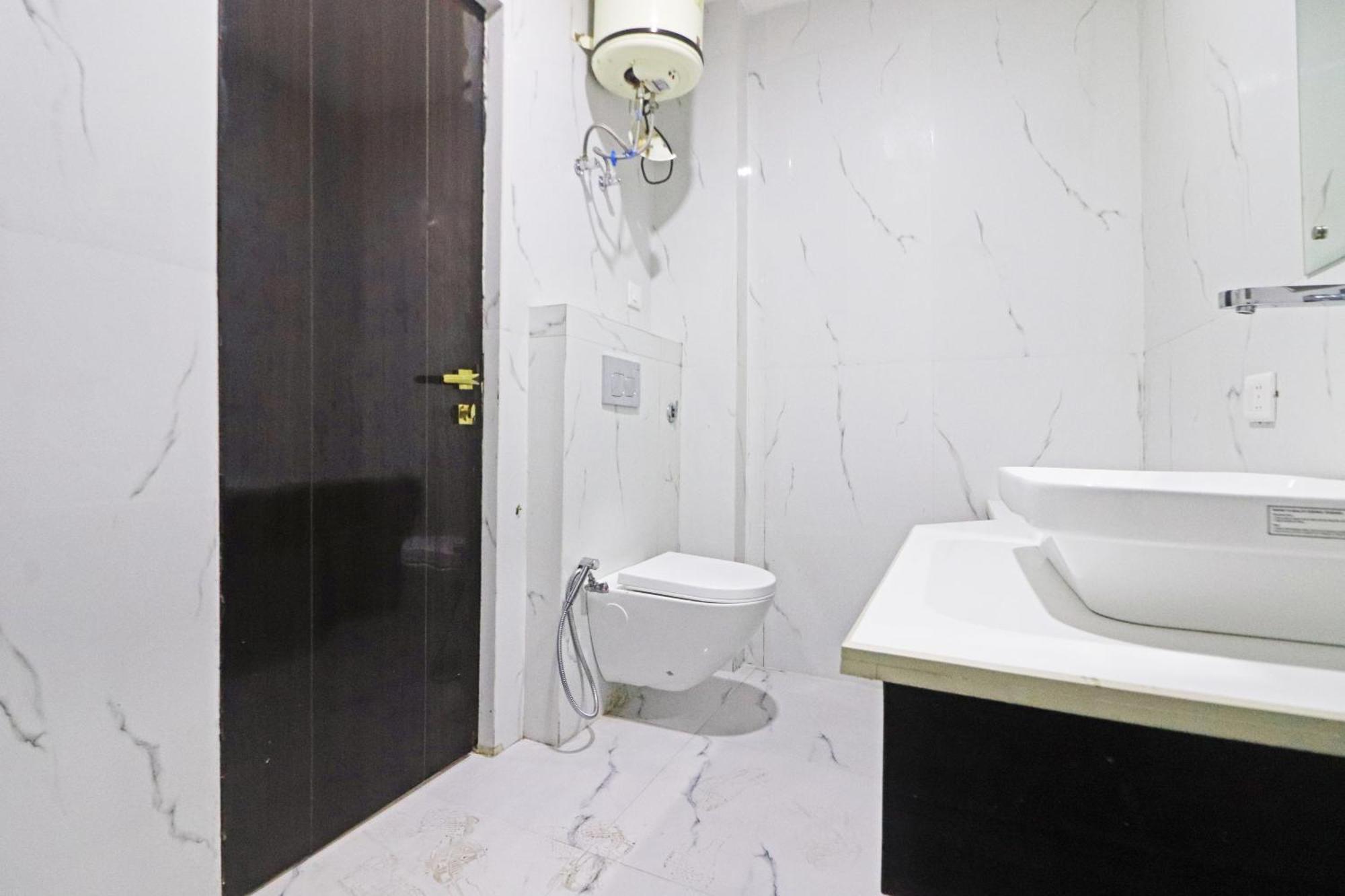 Hotel Grand Qubic Near Delhi Airport New Delhi Luaran gambar