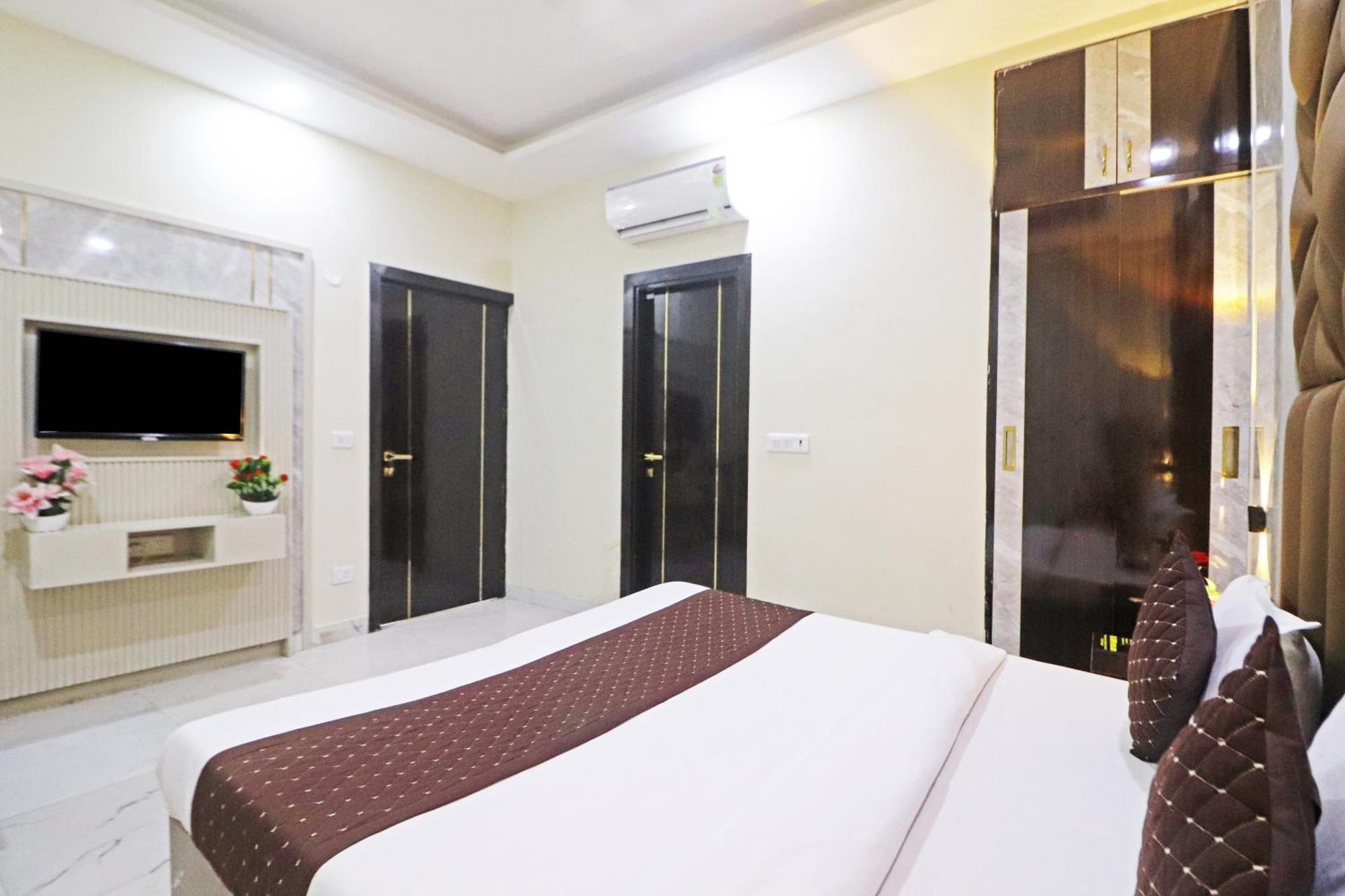 Hotel Grand Qubic Near Delhi Airport New Delhi Luaran gambar