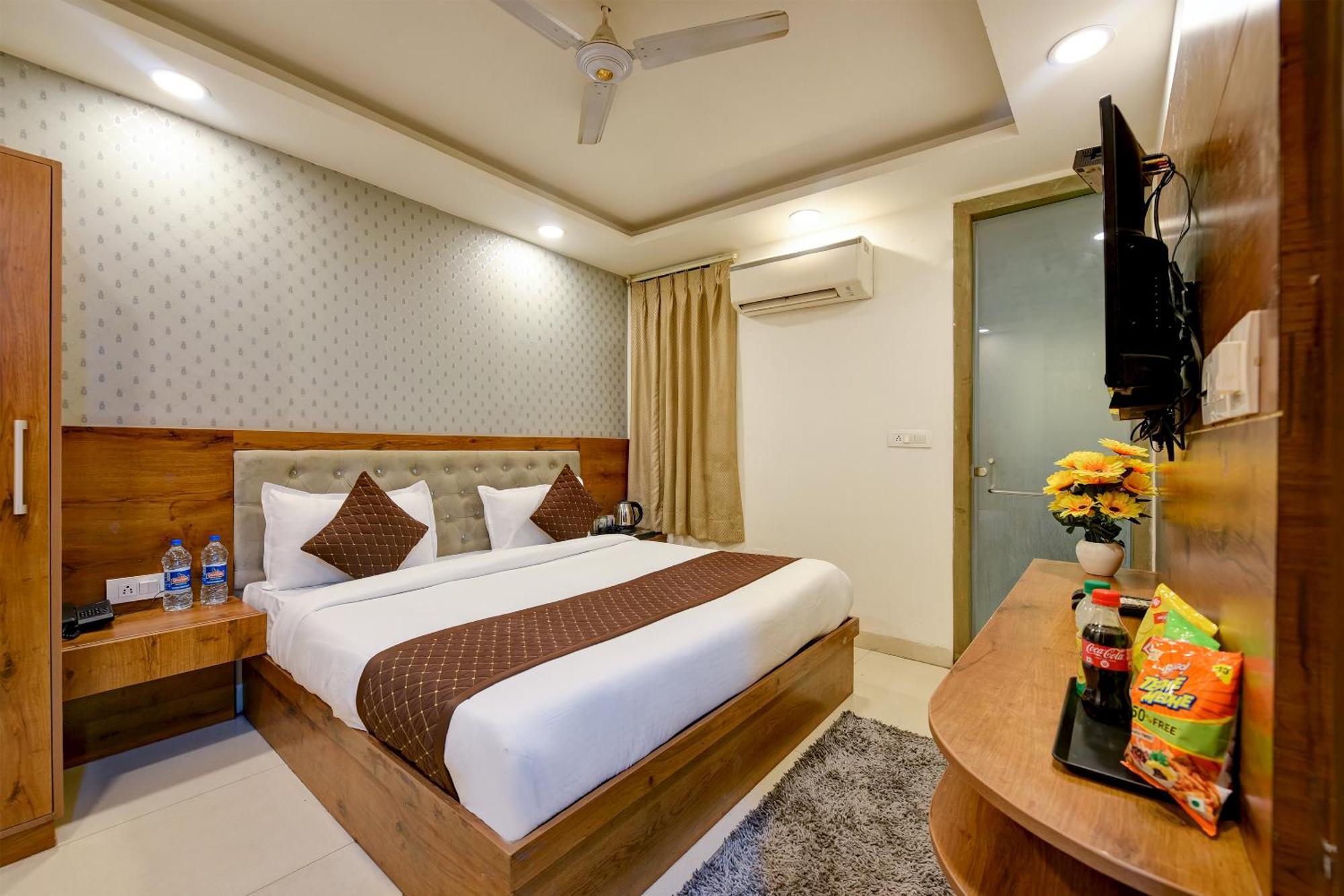 Hotel Grand Qubic Near Delhi Airport New Delhi Luaran gambar